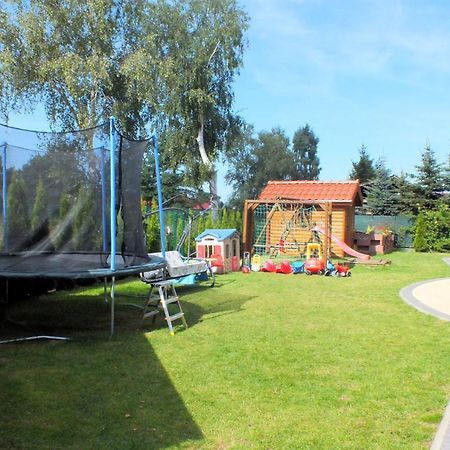 Willa Laura Rowy - Apartamenty Nad Morzem Exterior photo